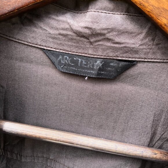 Arc'Teryx Utility Cargo Shirt Large Brown - Picture 3 of 5